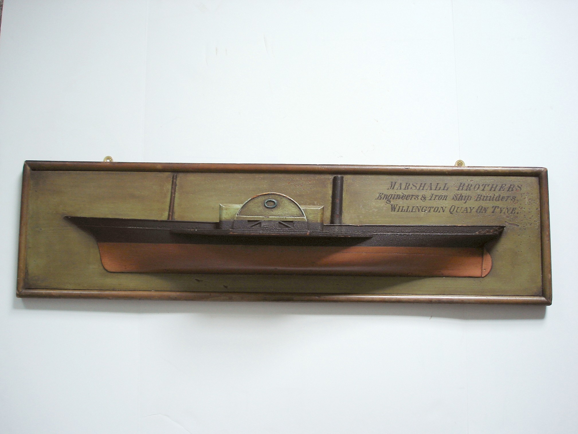 SIDE WHEELER HULL MODEL TIGER